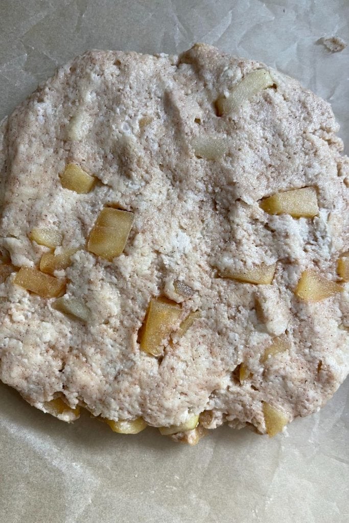 apple cinnamon scone dough